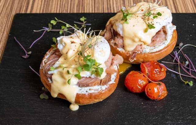 Eggs Benedict